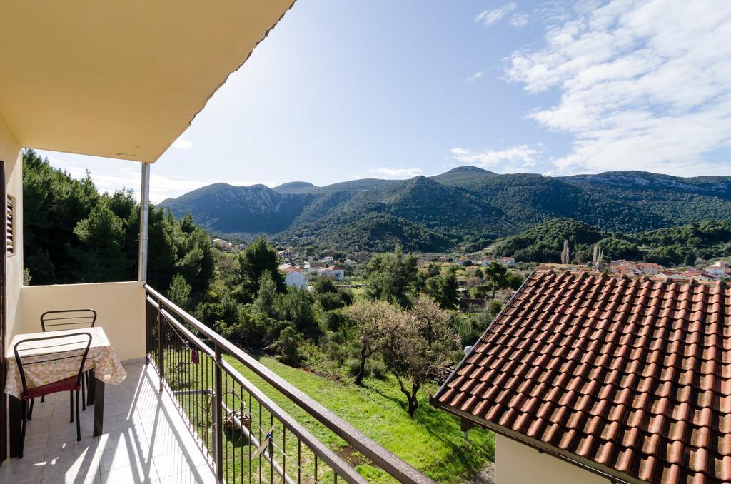 Apartments Dalmatin Жуляна Экстерьер фото